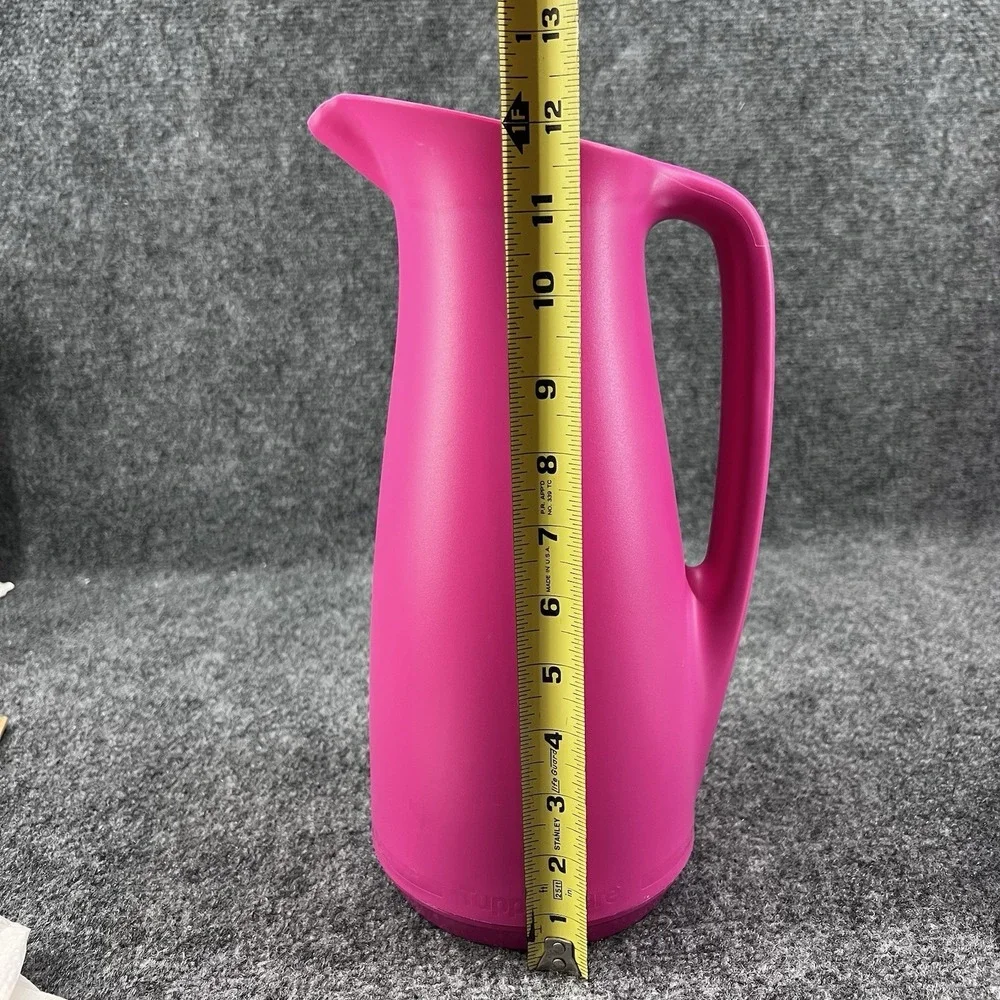 Tupperware ThermoTup Pitcher 1 L Hot Pink Warm Cold Coffee Tea Serveware DAMAGED
